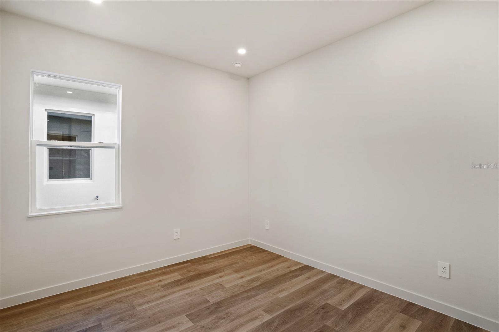 Image 51 of 84 For 451 Skyfield Court