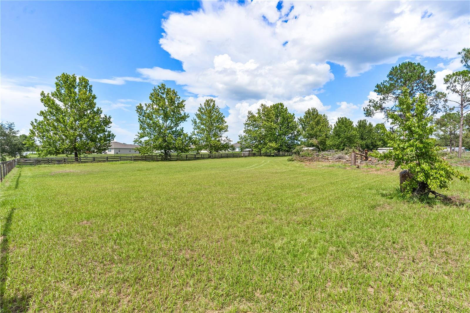 Image 14 of 33 For Deer Meadow Lane