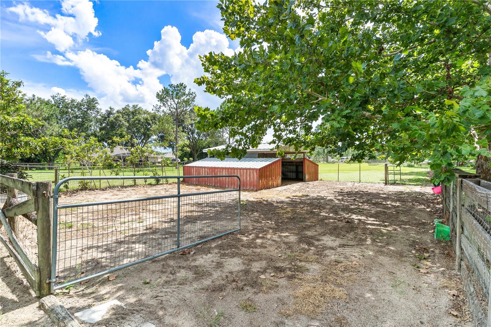Image 20 of 33 For Deer Meadow Lane