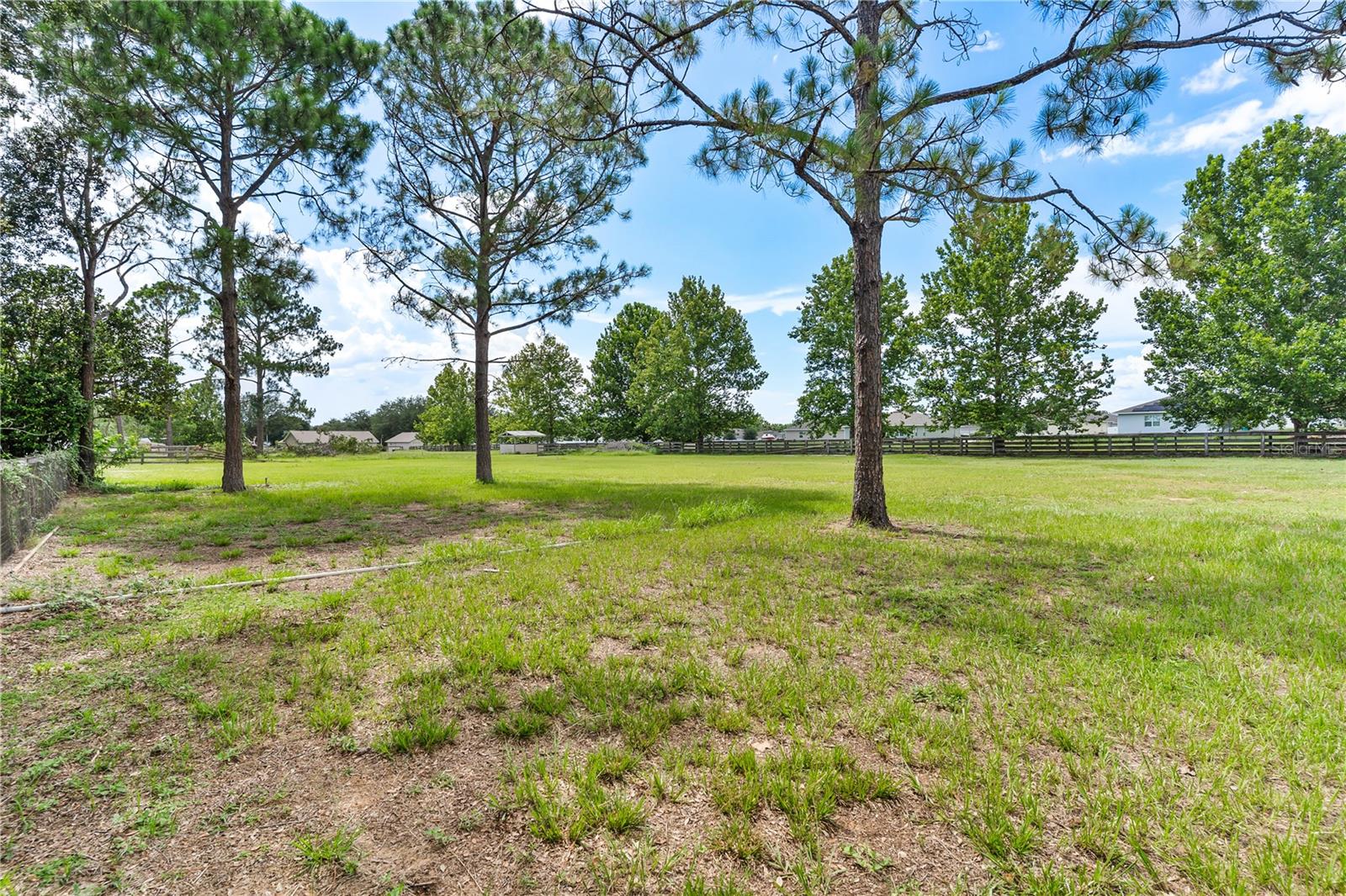 Image 23 of 33 For Deer Meadow Lane