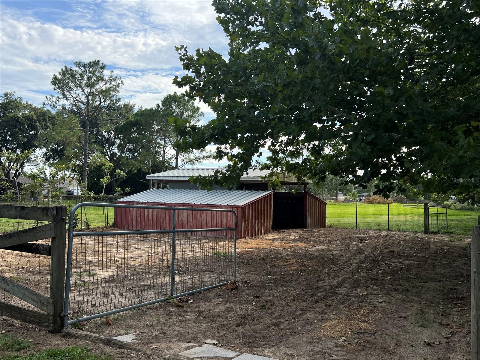Image 28 of 33 For Deer Meadow Lane