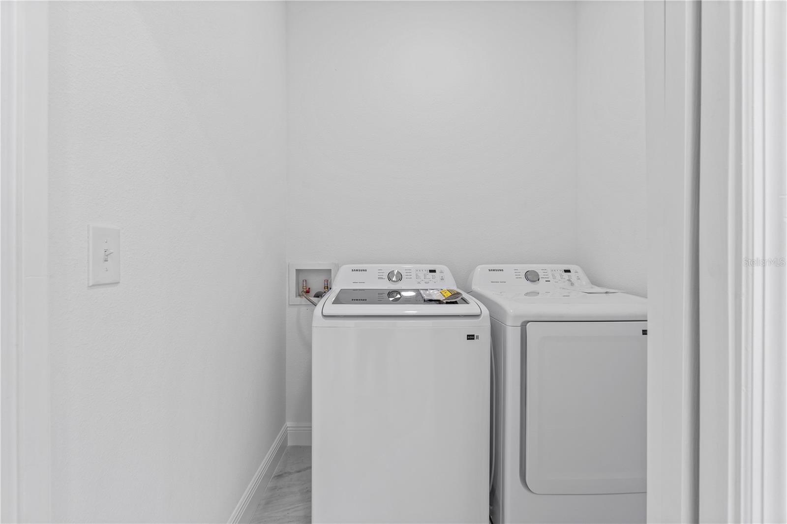 Image 7 of 26 For 13061 Sw 104th Lane