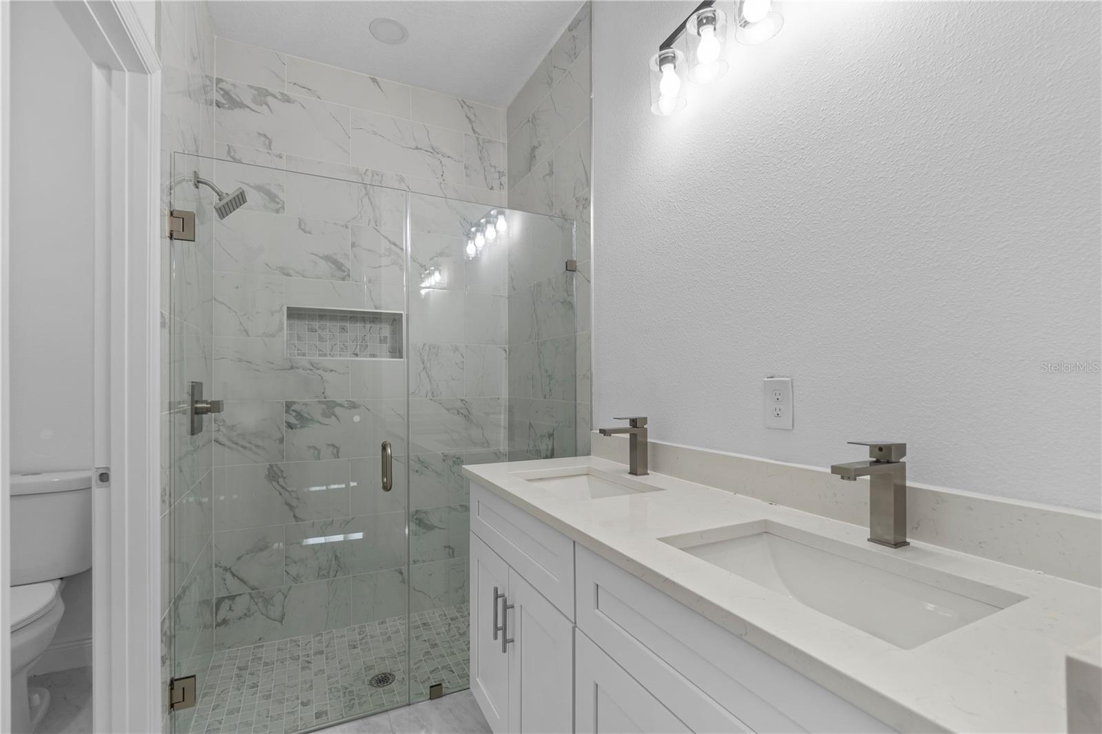 Image 9 of 26 For 13061 Sw 104th Lane