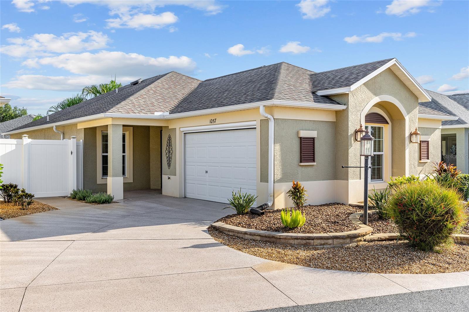 Details for 1057 Carver Court, THE VILLAGES, FL 32163