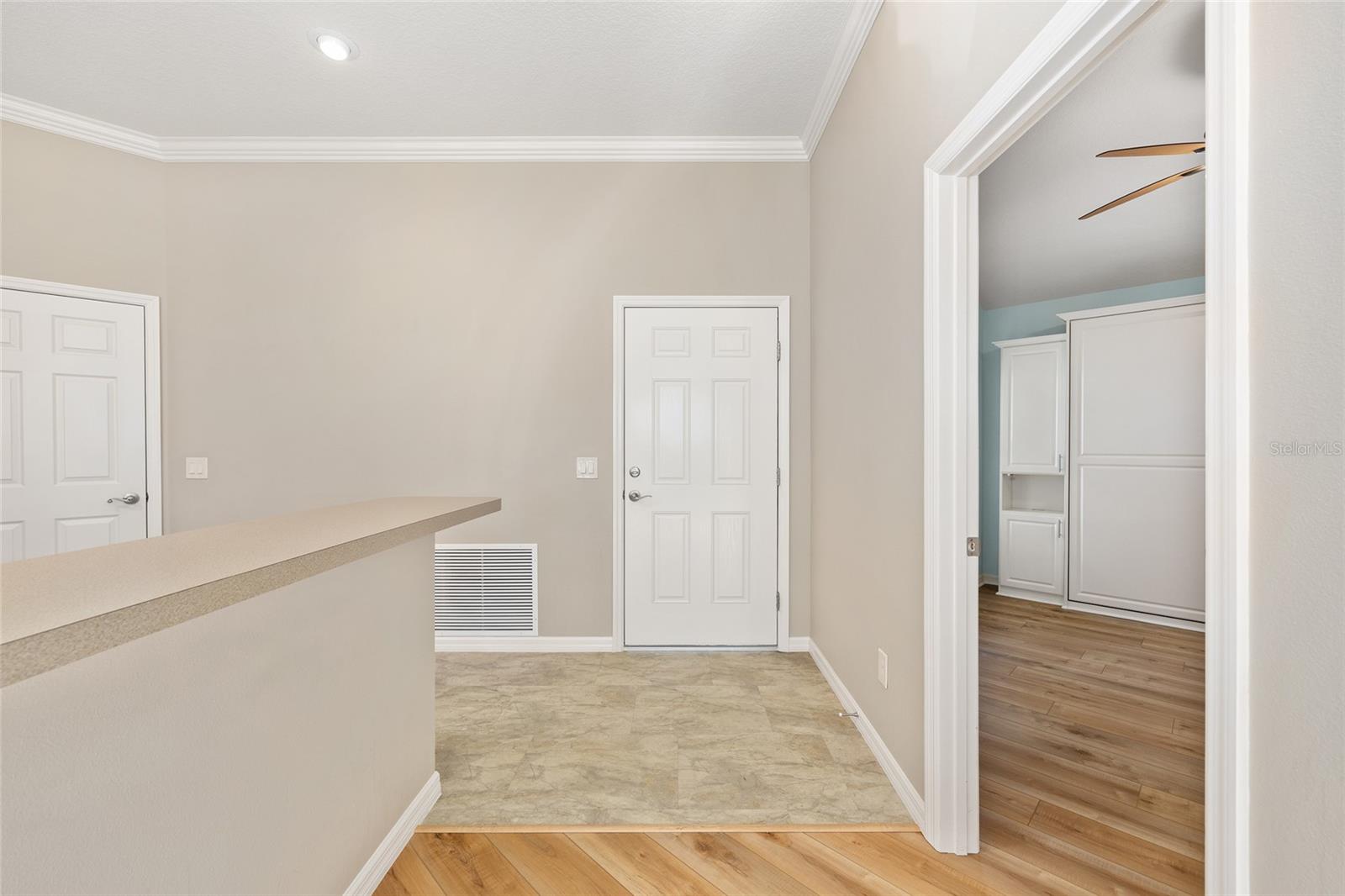 Image 11 of 58 For 1057 Carver Court