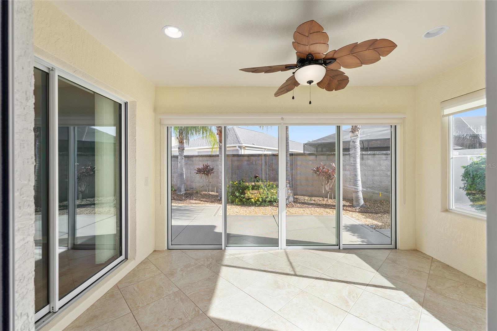 Image 36 of 58 For 1057 Carver Court