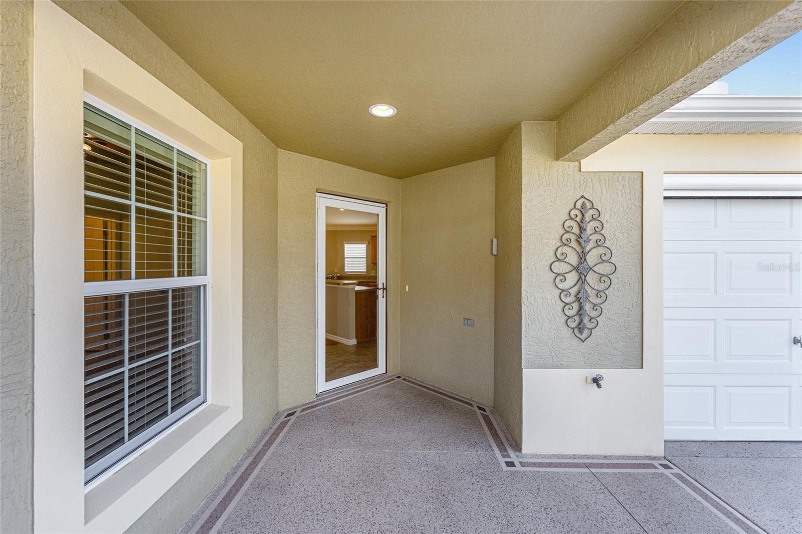 Image 9 of 58 For 1057 Carver Court