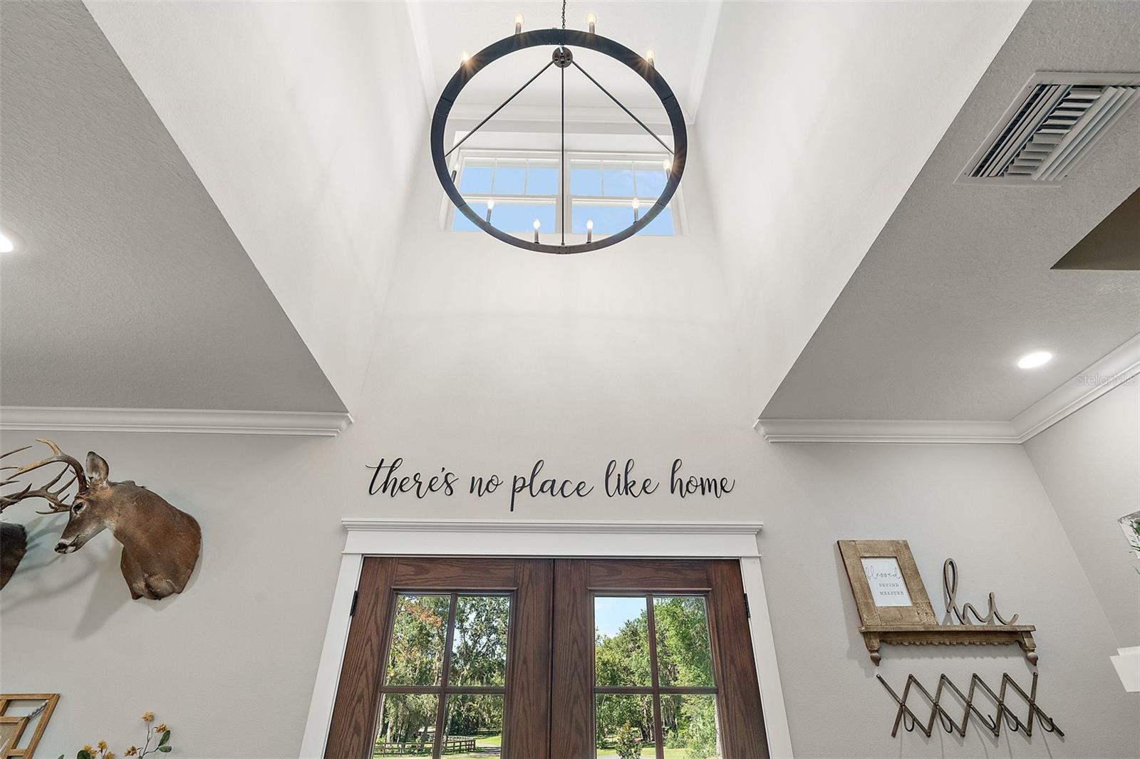 Listing photo id 11 for 40600 Le Grande Street