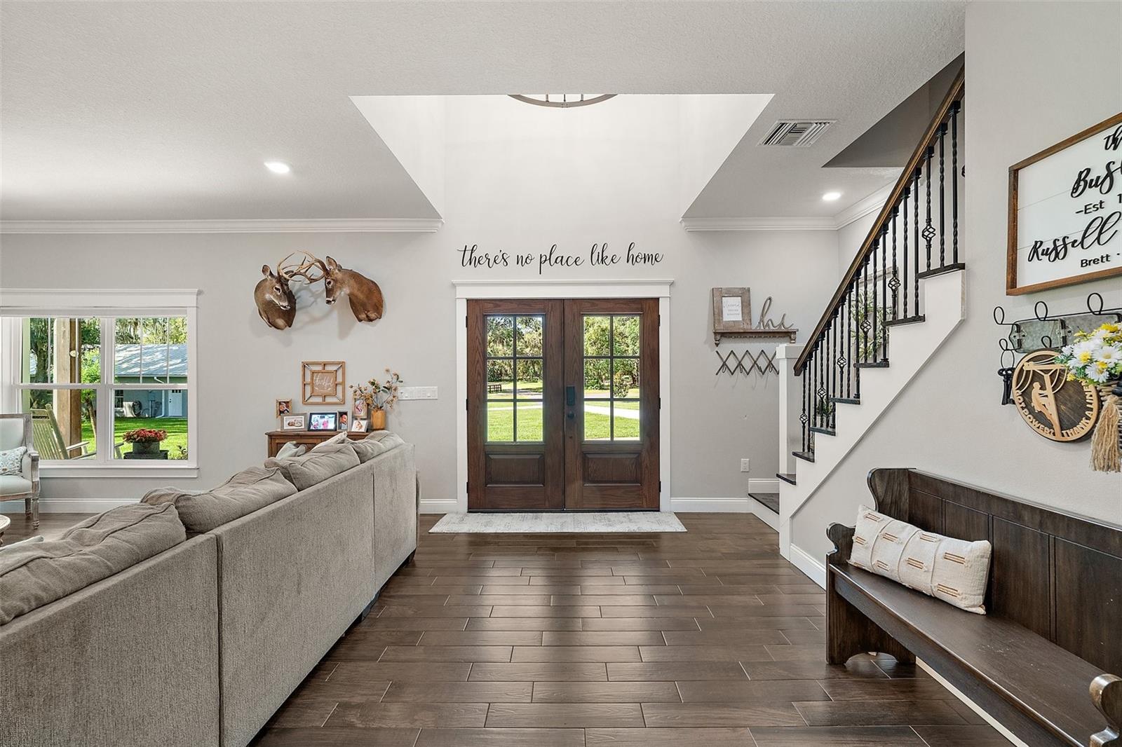 Listing photo id 12 for 40600 Le Grande Street