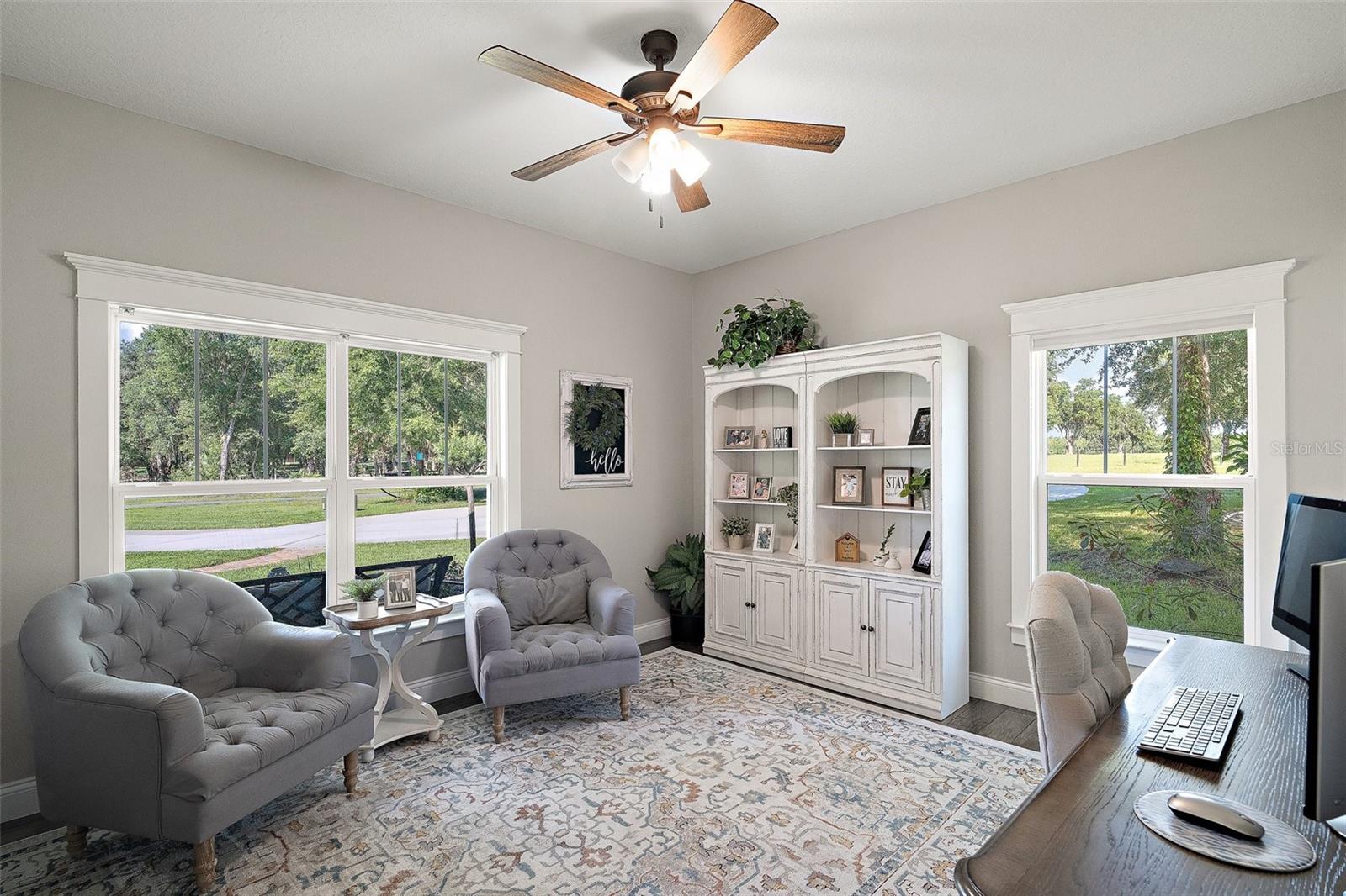 Listing photo id 32 for 40600 Le Grande Street
