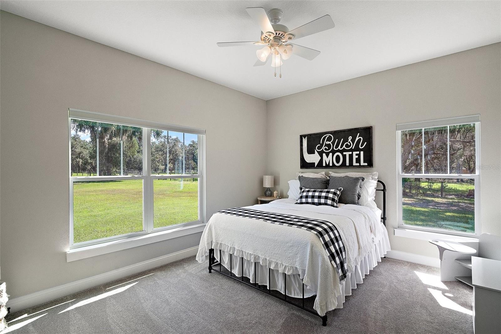 Listing photo id 39 for 40600 Le Grande Street