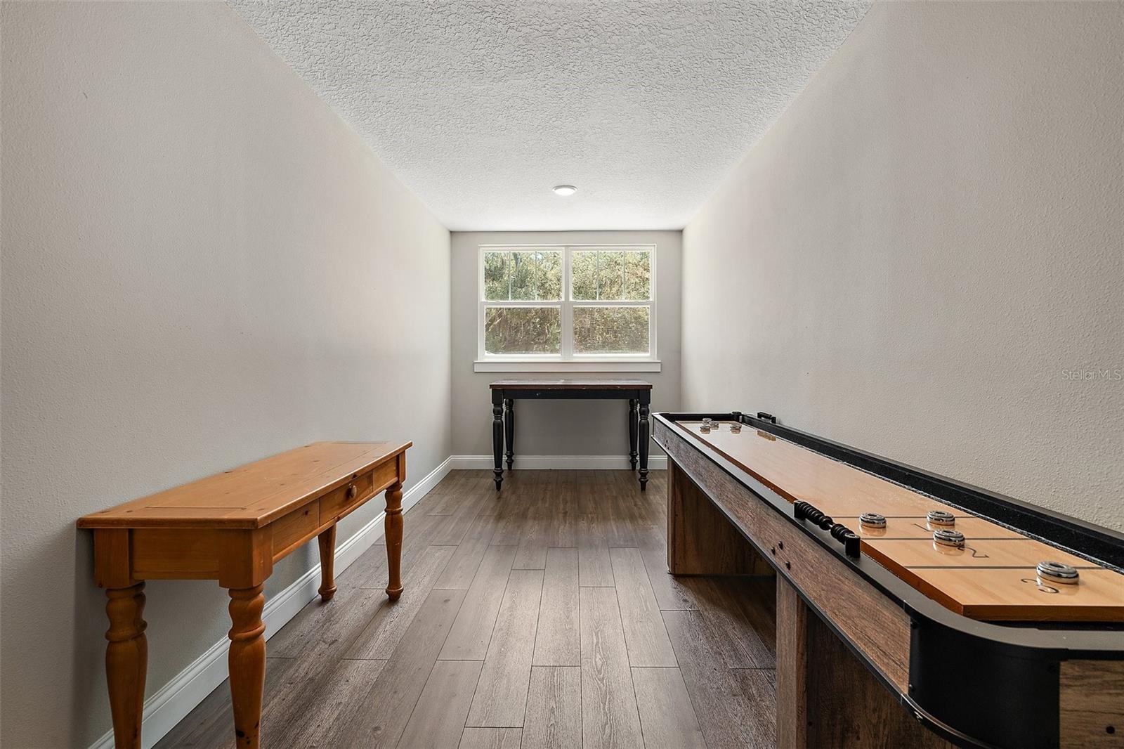 Listing photo id 44 for 40600 Le Grande Street