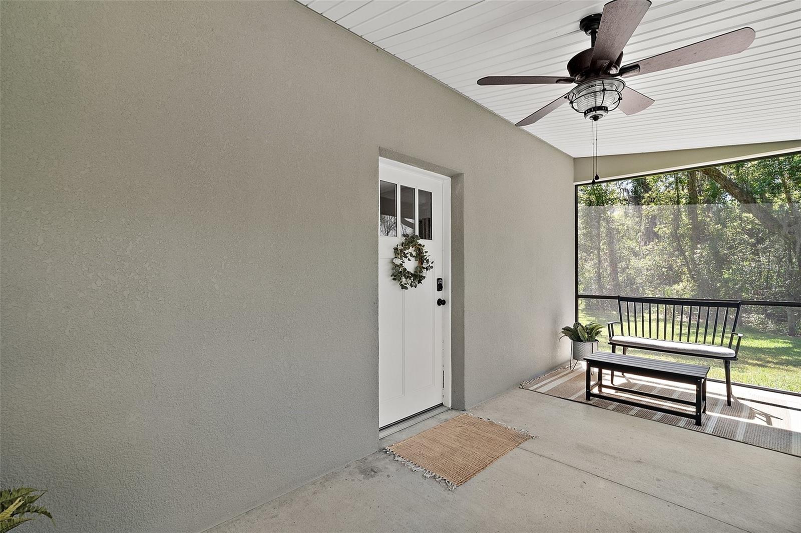 Listing photo id 52 for 40600 Le Grande Street