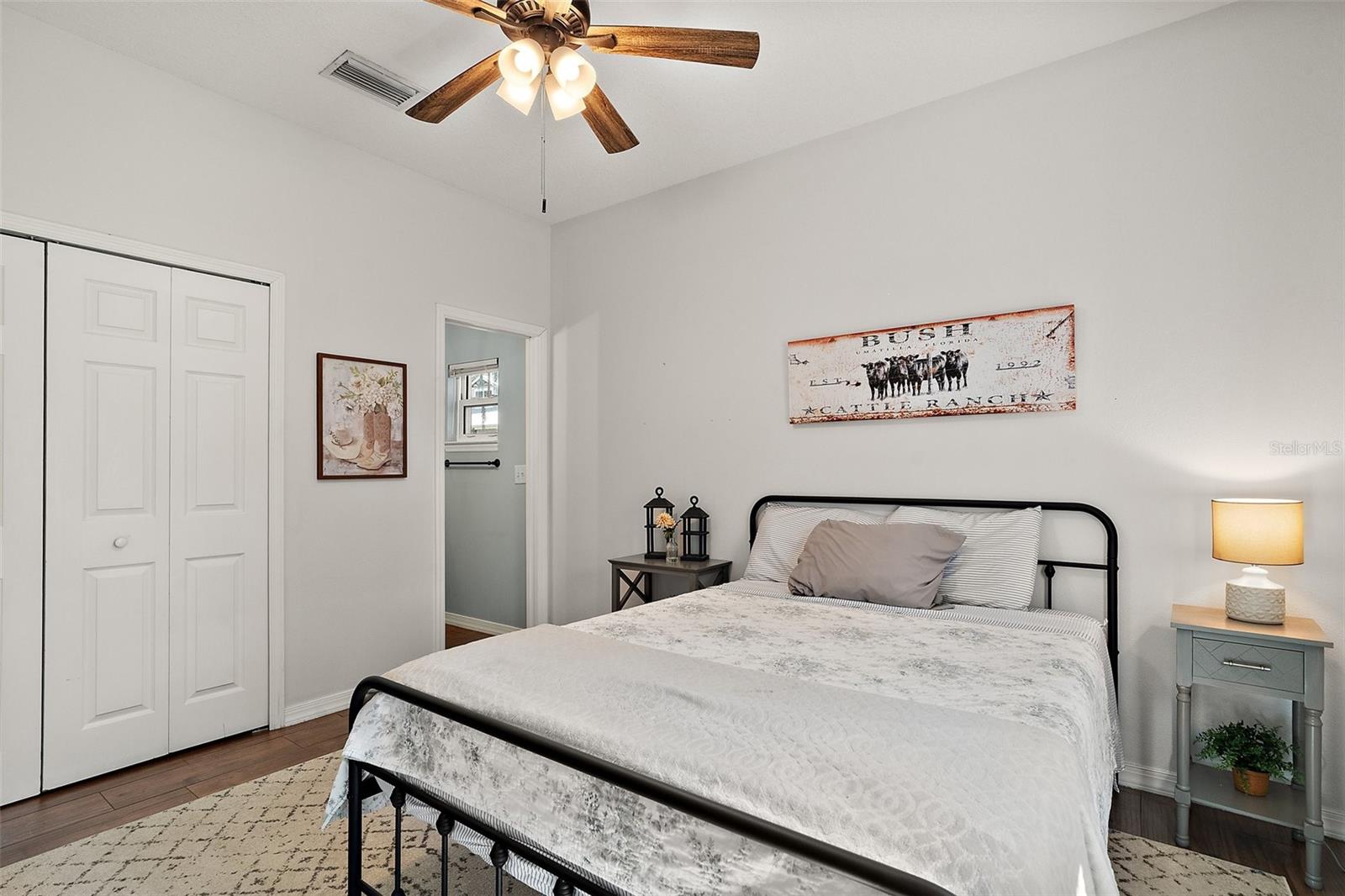 Listing photo id 58 for 40600 Le Grande Street