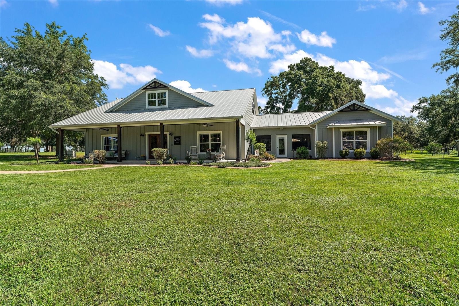 Listing photo id 71 for 40600 Le Grande Street