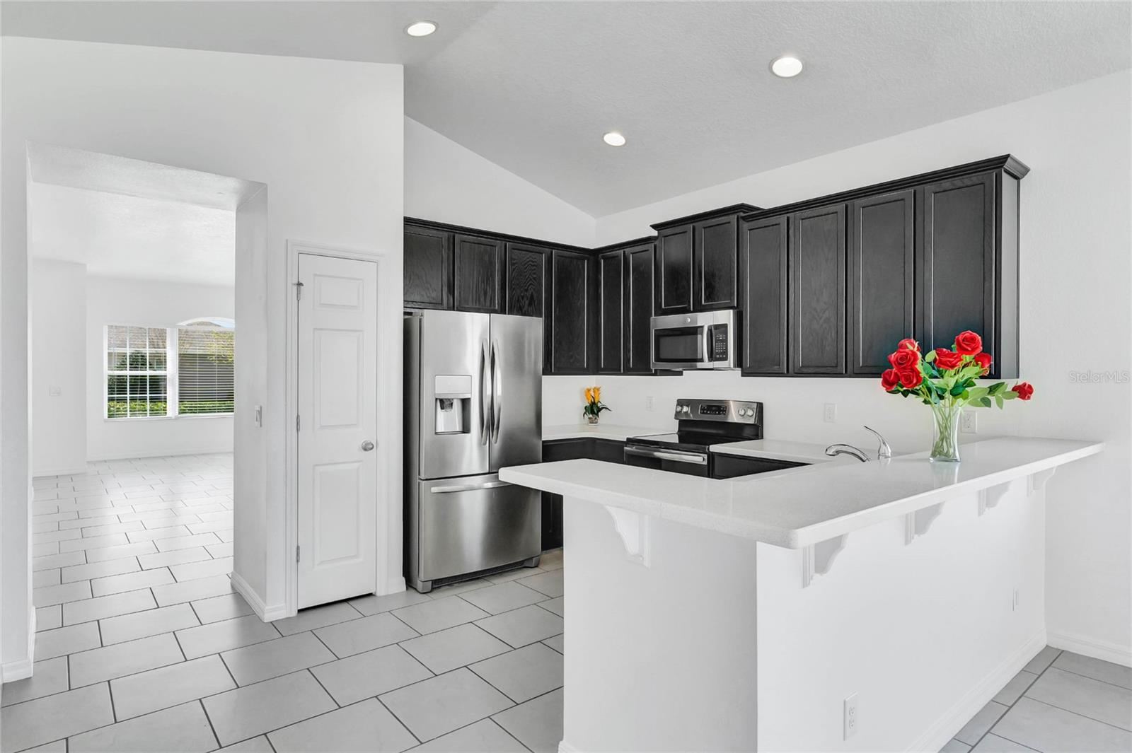 Image 13 of 45 For 9440 Ivywood Street