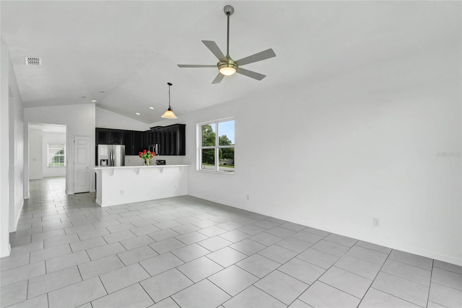 Image 18 of 45 For 9440 Ivywood Street