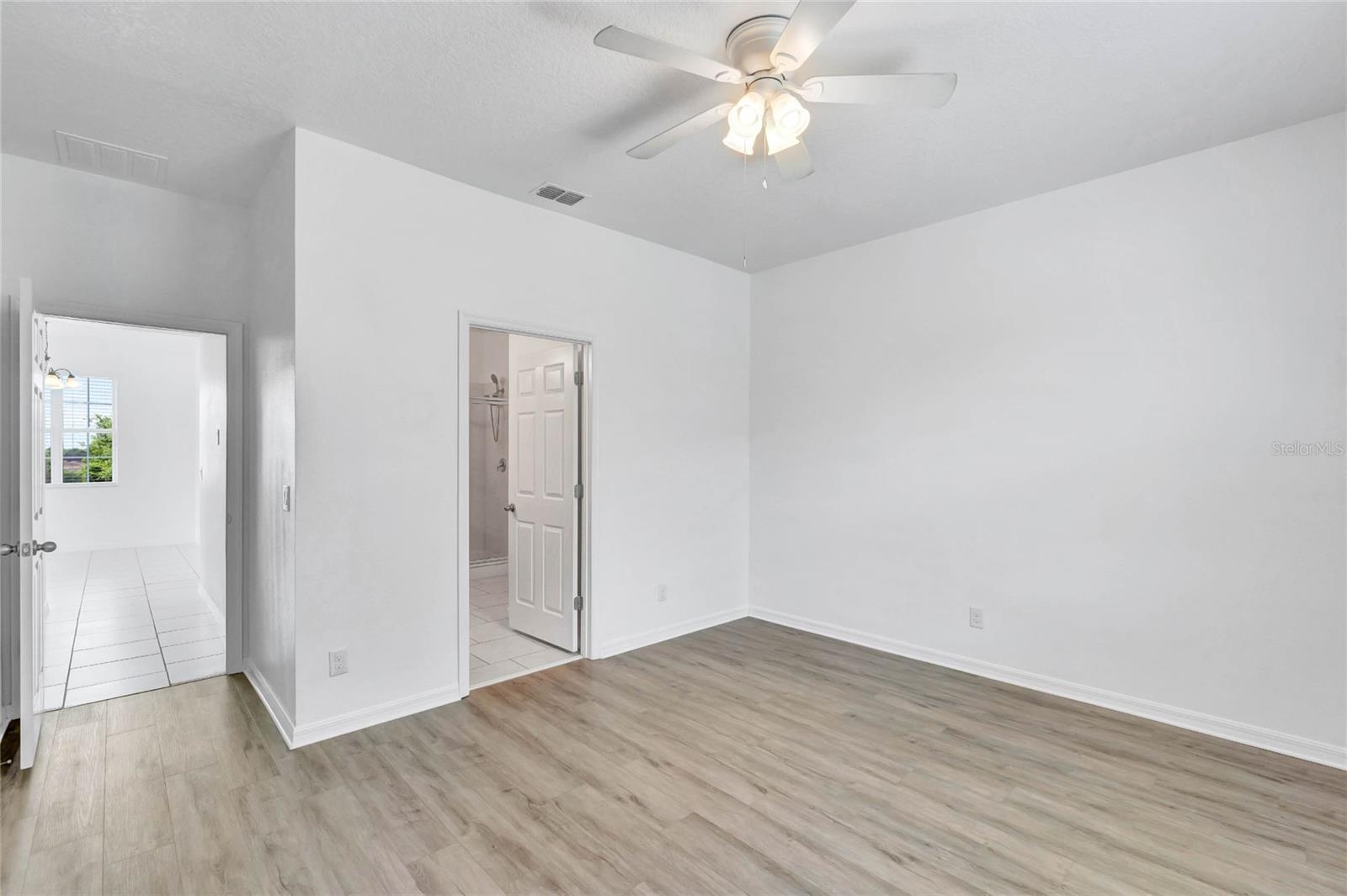 Image 22 of 45 For 9440 Ivywood Street