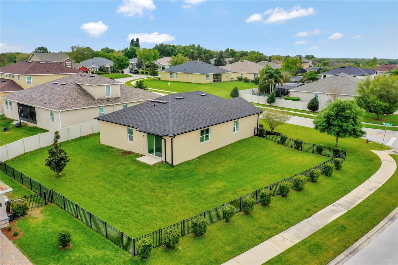 Image 3 of 45 For 9440 Ivywood Street