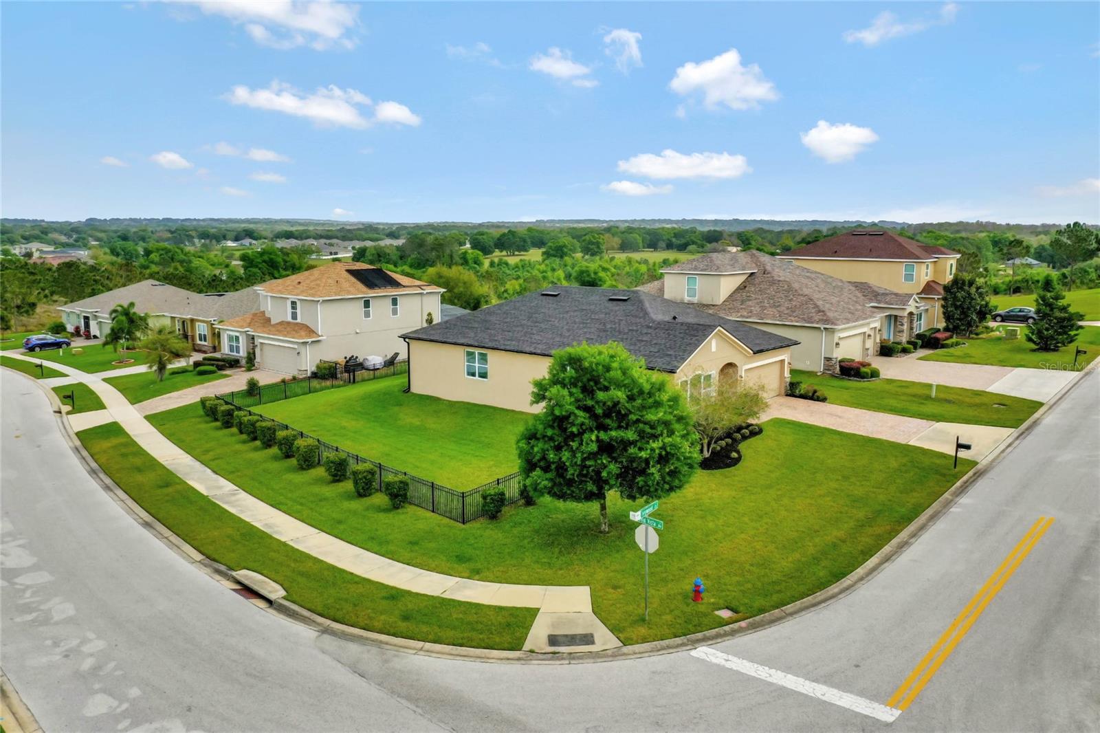 Image 4 of 45 For 9440 Ivywood Street