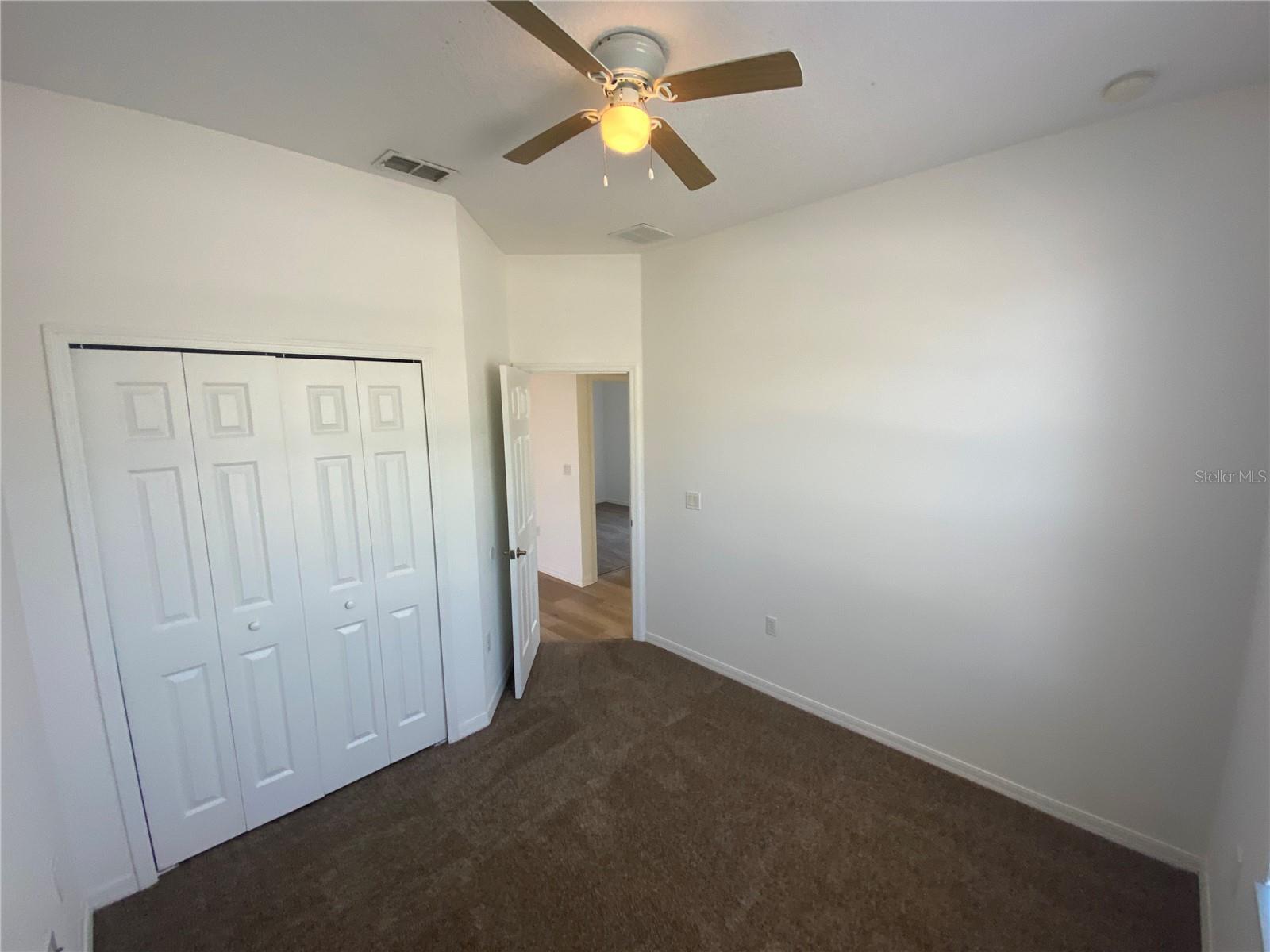 Image 13 of 19 For 414 Ryans Ridge Avenue