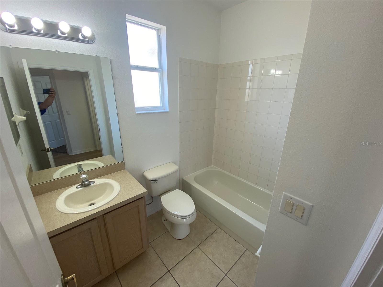 Image 15 of 19 For 414 Ryans Ridge Avenue
