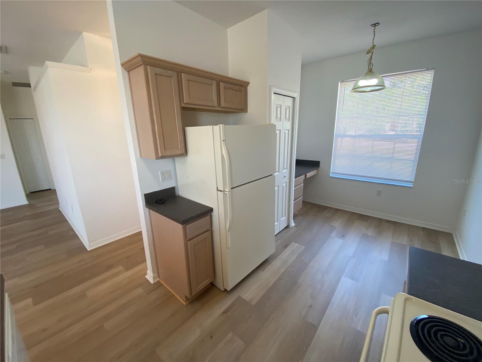 Image 6 of 19 For 414 Ryans Ridge Avenue