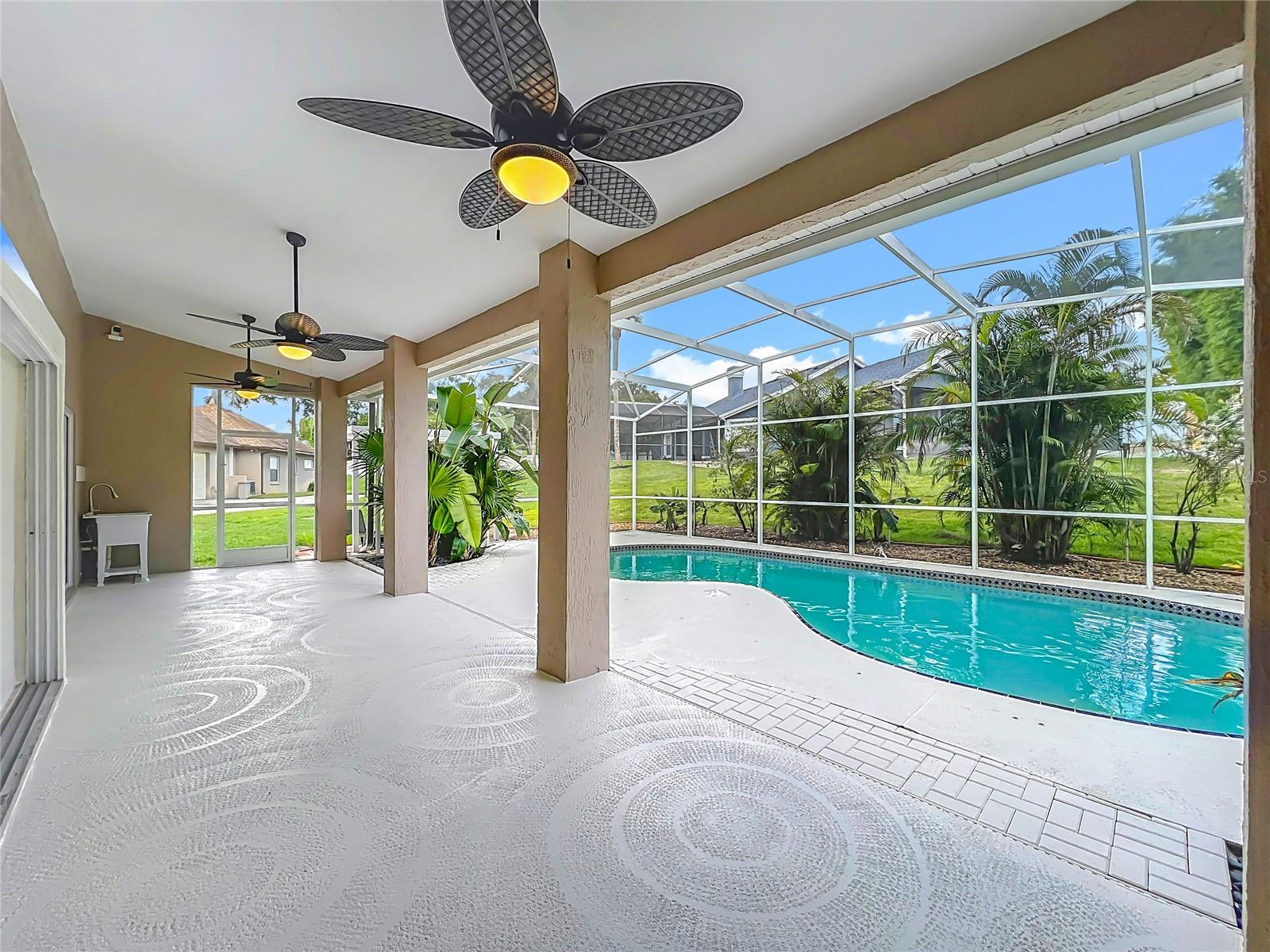 Image 10 of 98 For 546 Wheatstone Place