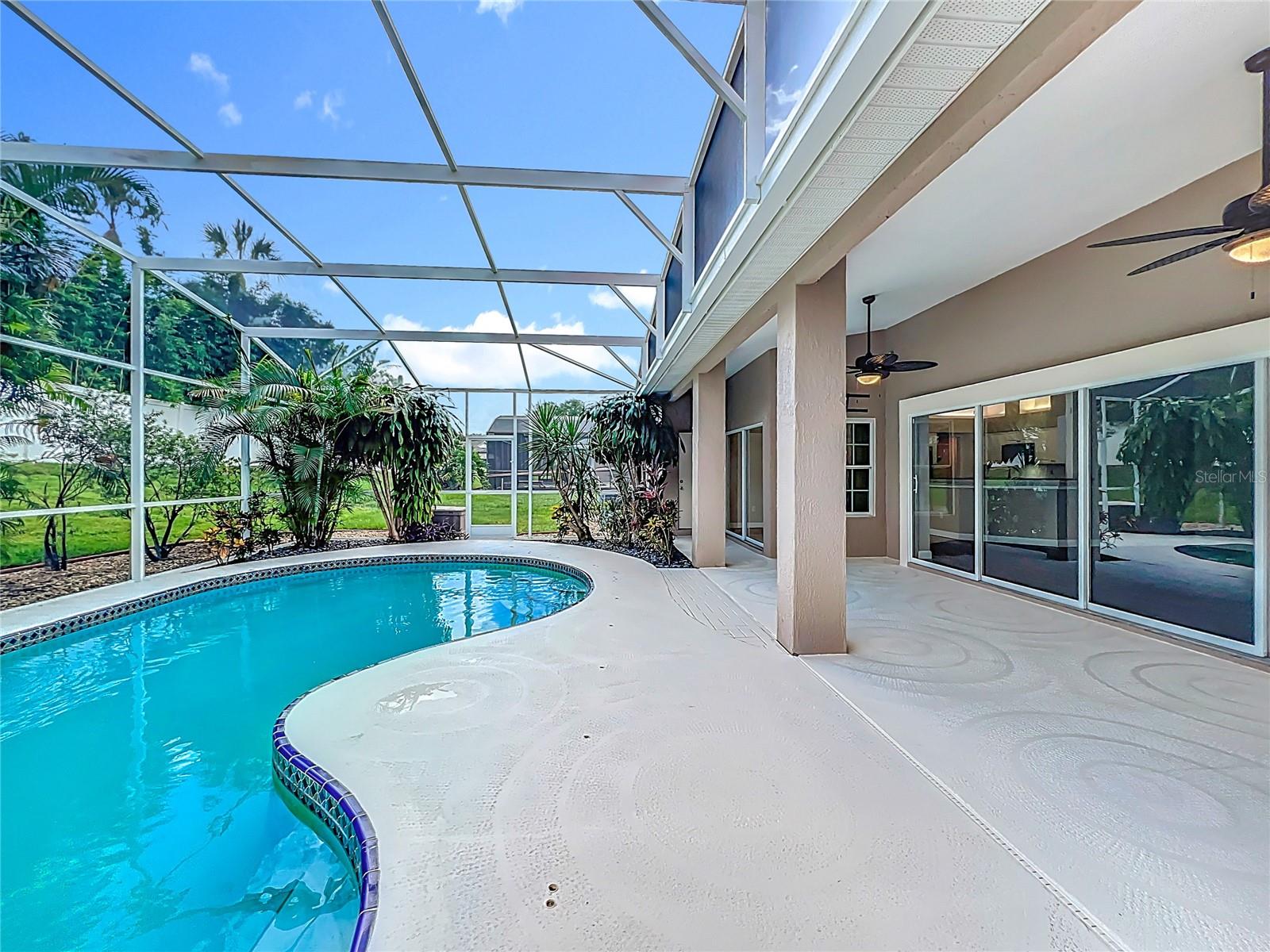 Image 11 of 98 For 546 Wheatstone Place