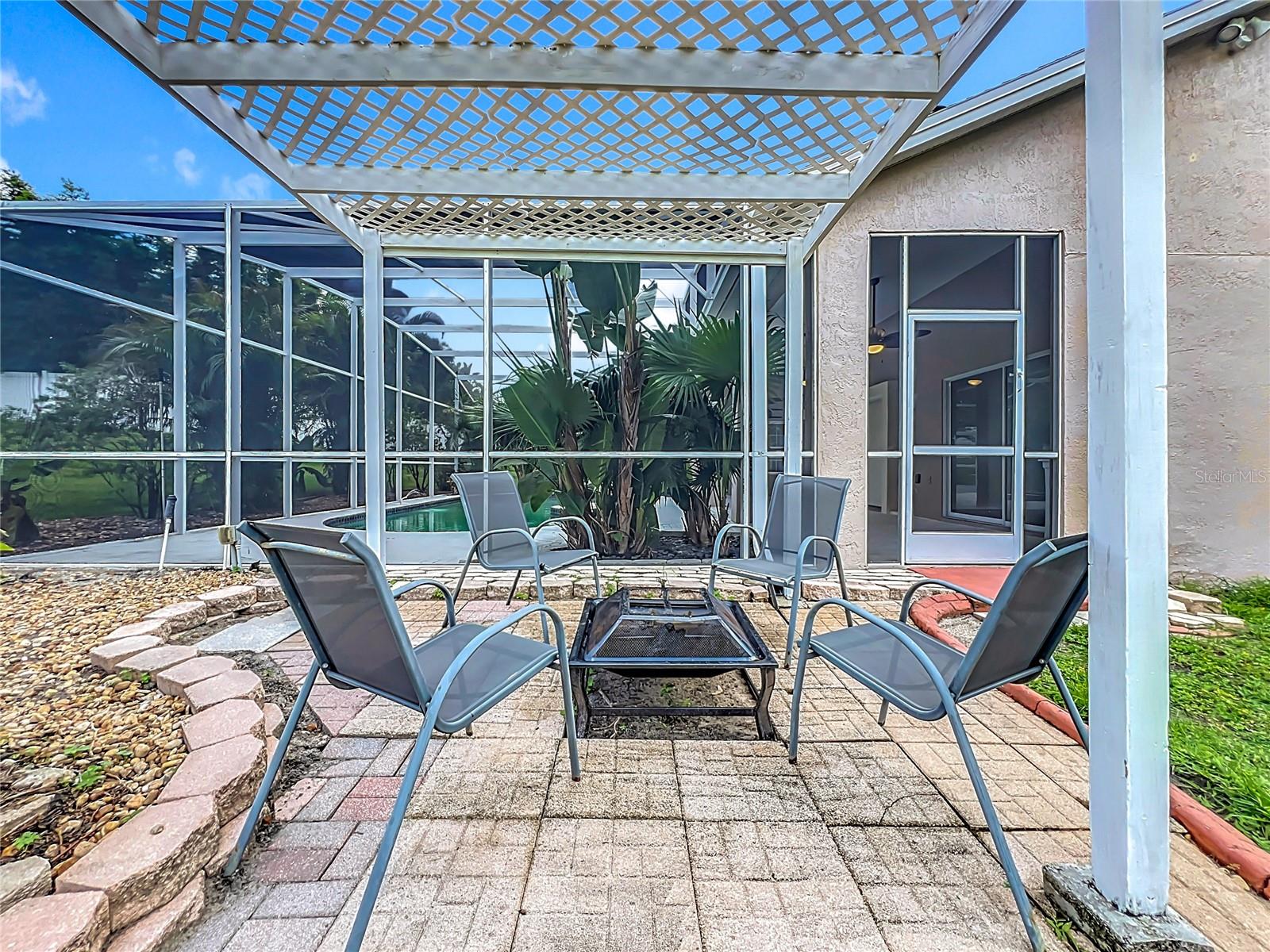 Image 16 of 98 For 546 Wheatstone Place