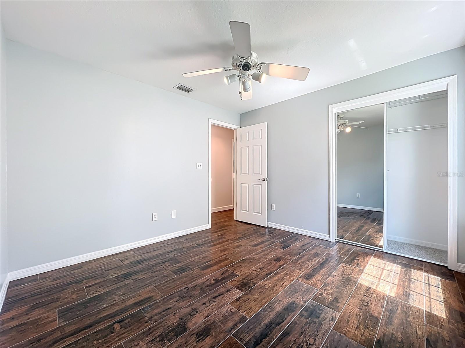 Image 52 of 98 For 546 Wheatstone Place