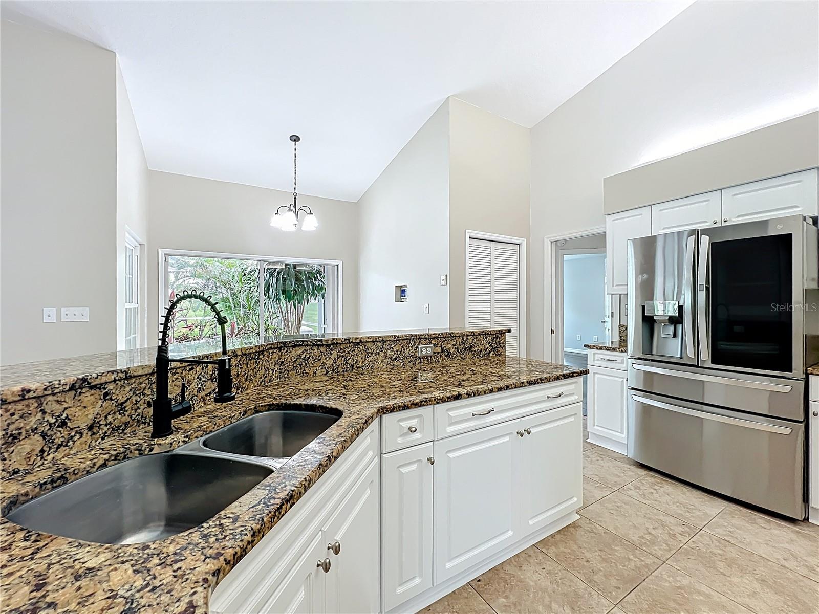 Image 66 of 98 For 546 Wheatstone Place