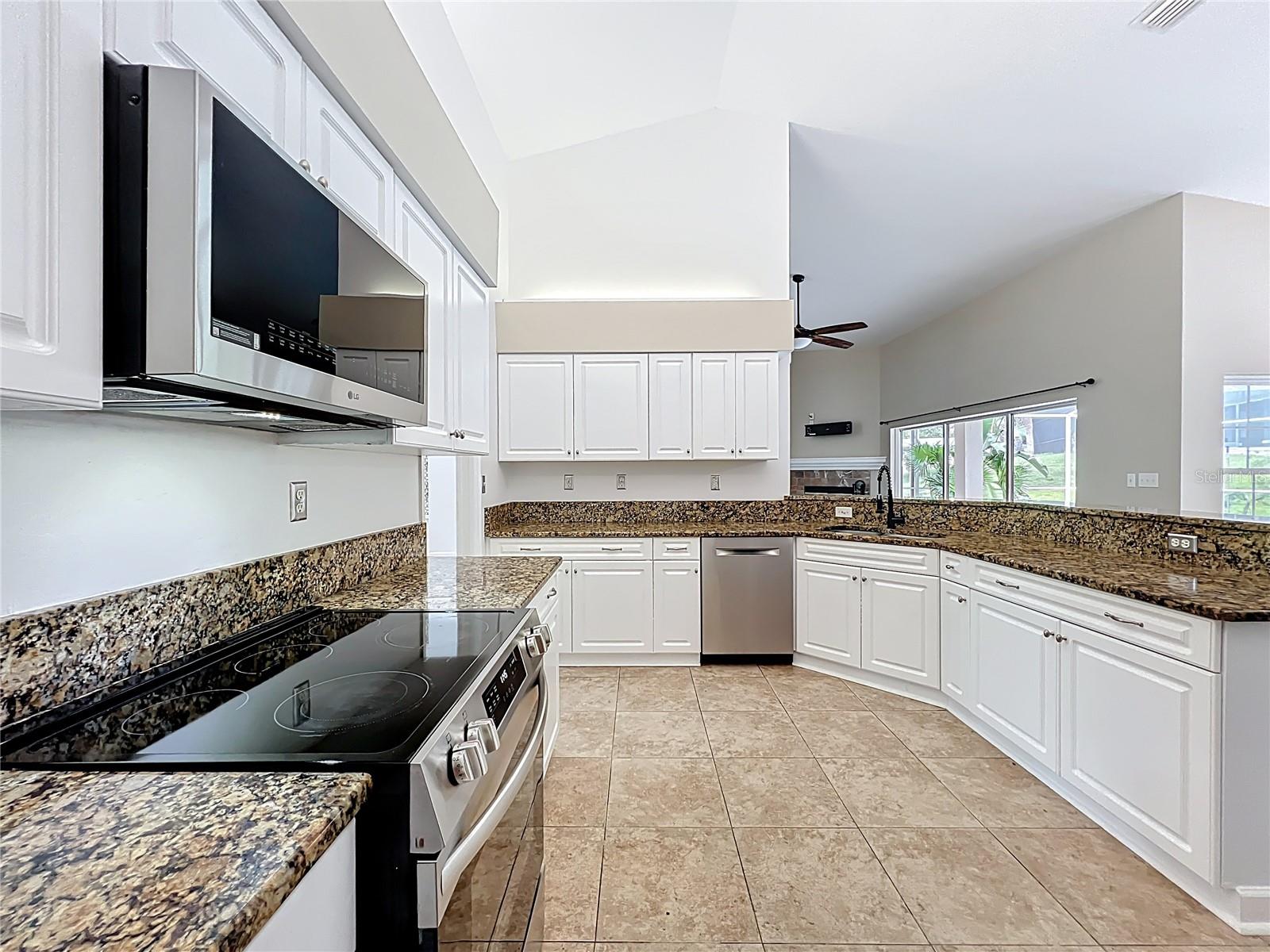 Image 70 of 98 For 546 Wheatstone Place
