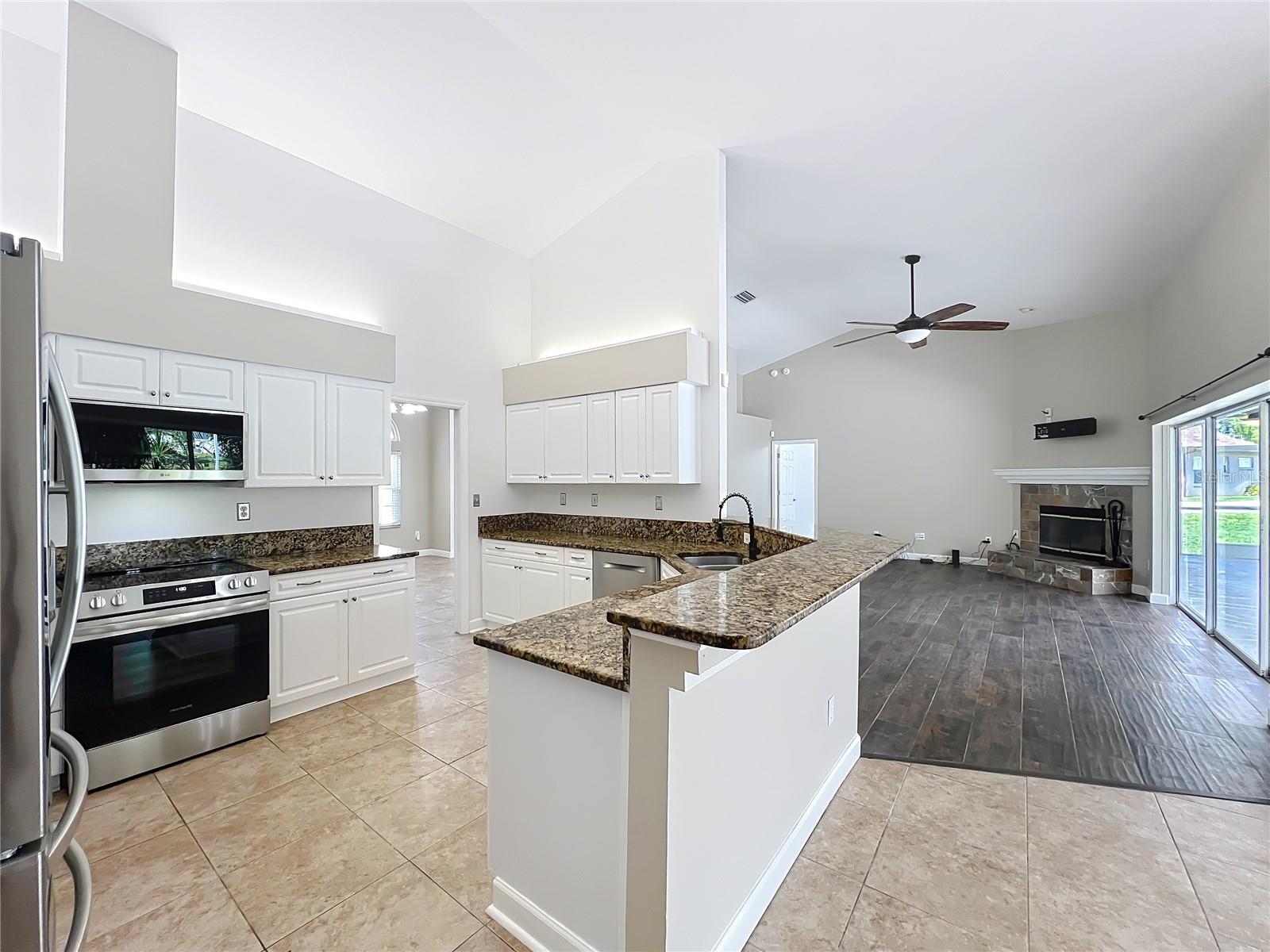 Image 72 of 98 For 546 Wheatstone Place