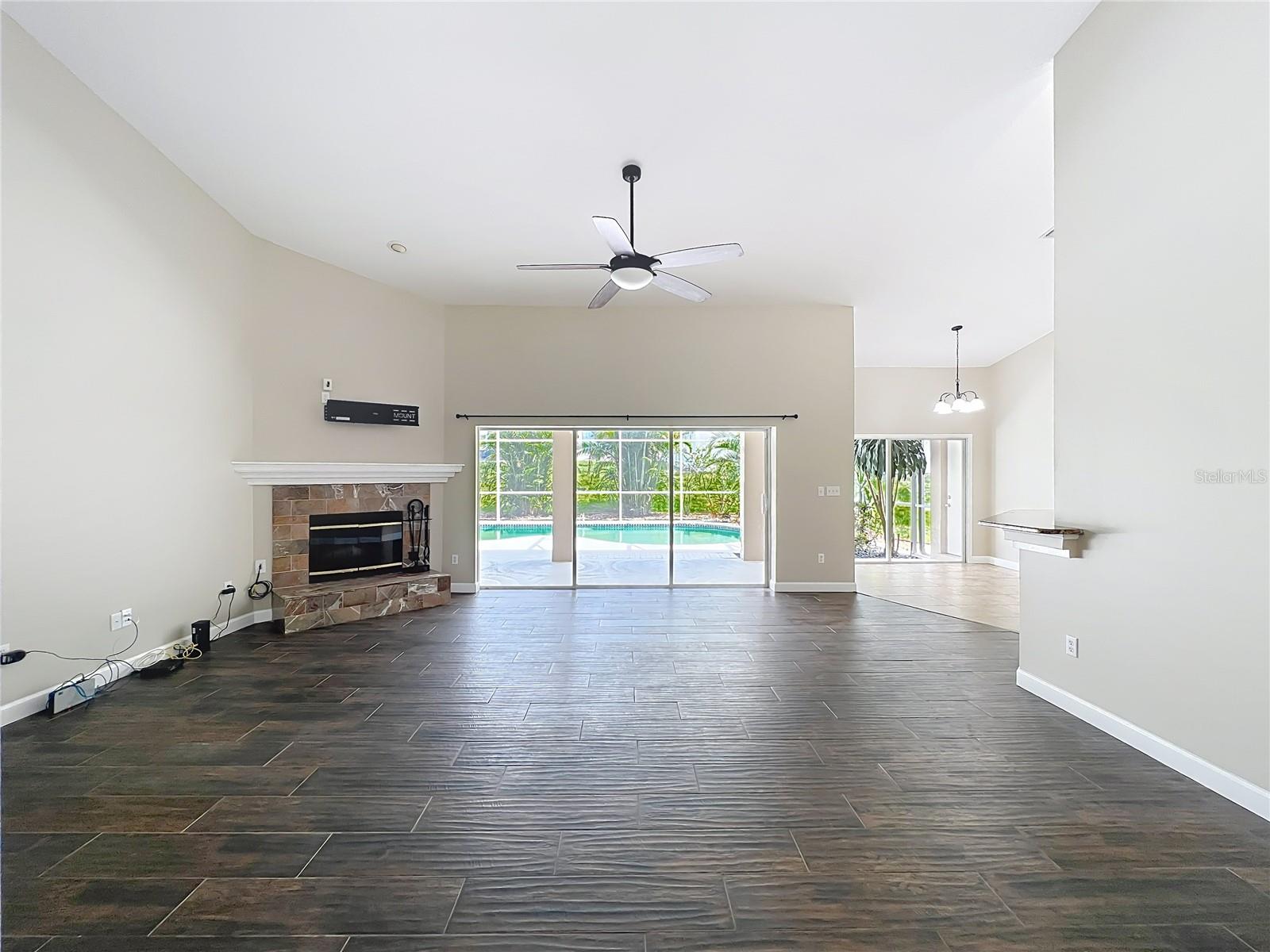 Image 85 of 98 For 546 Wheatstone Place