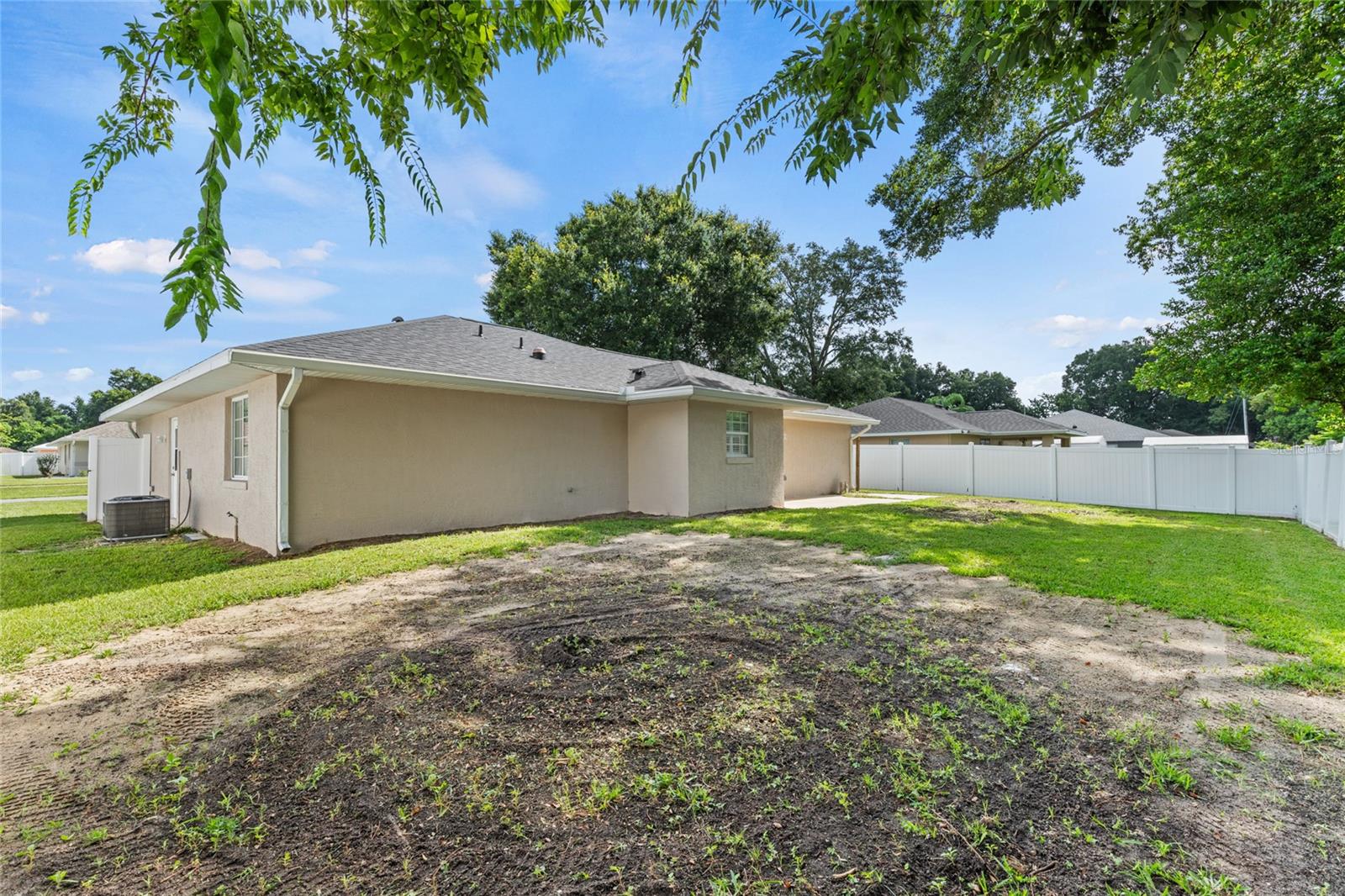 Image 25 of 35 For 810 Ridge Avenue