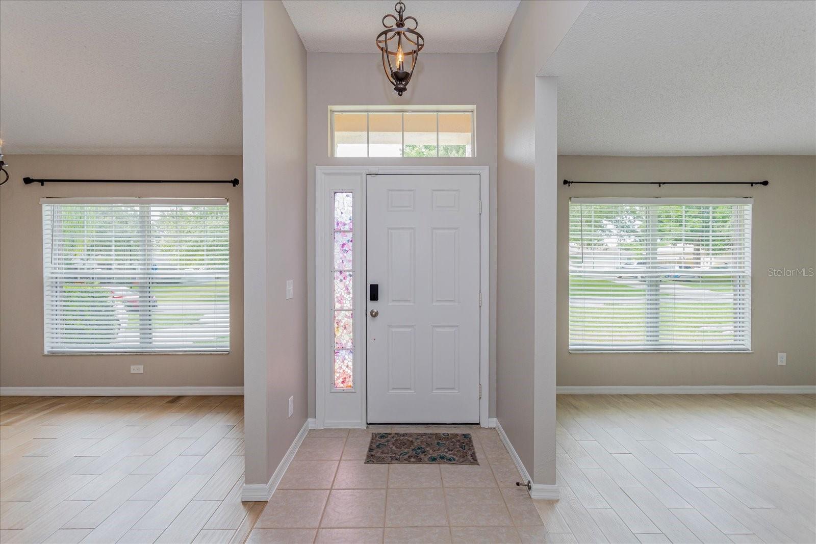 Image 5 of 21 For 2235 Lake Pointe Circle