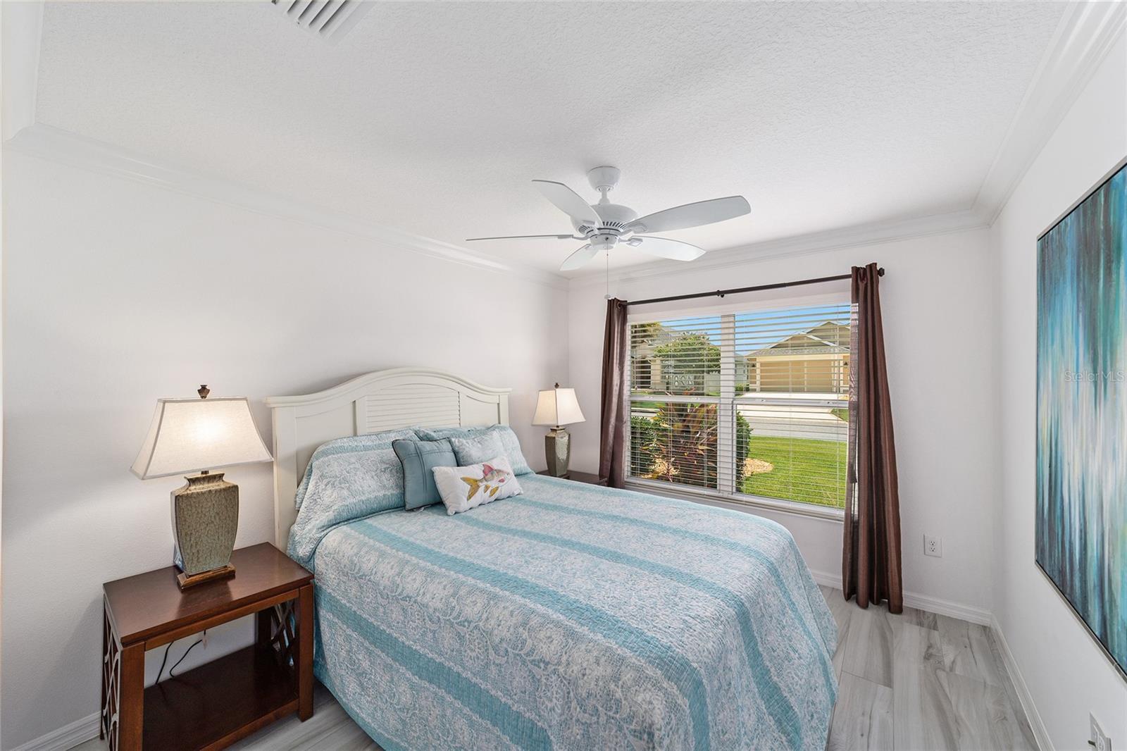 Listing photo id 14 for 428 Pomegranate Path
