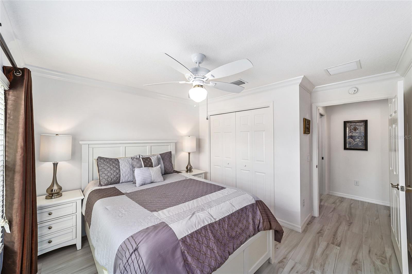 Listing photo id 19 for 428 Pomegranate Path