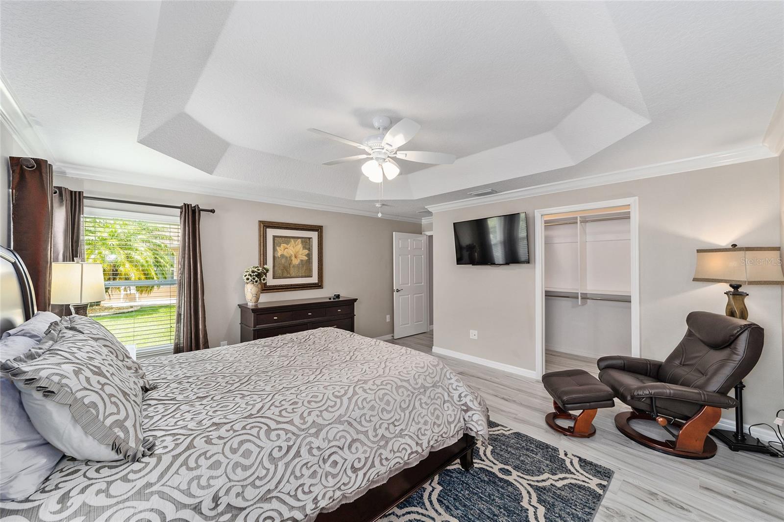 Listing photo id 29 for 428 Pomegranate Path