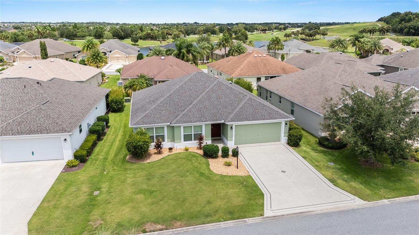 Listing photo id 38 for 428 Pomegranate Path
