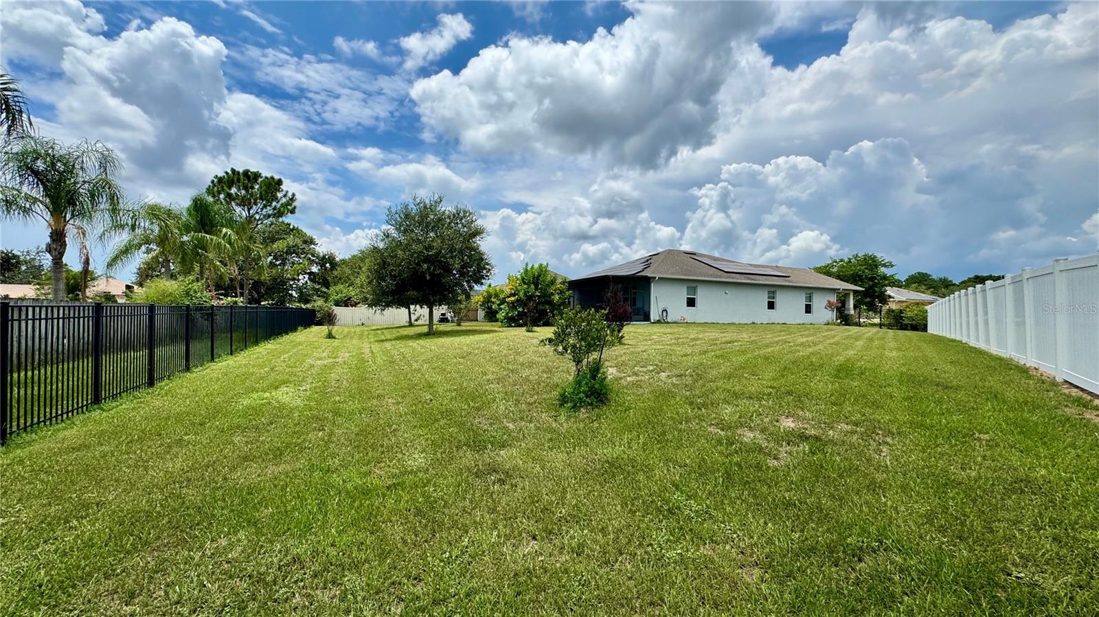 Image 37 of 50 For 13028 Yale Bluff Drive