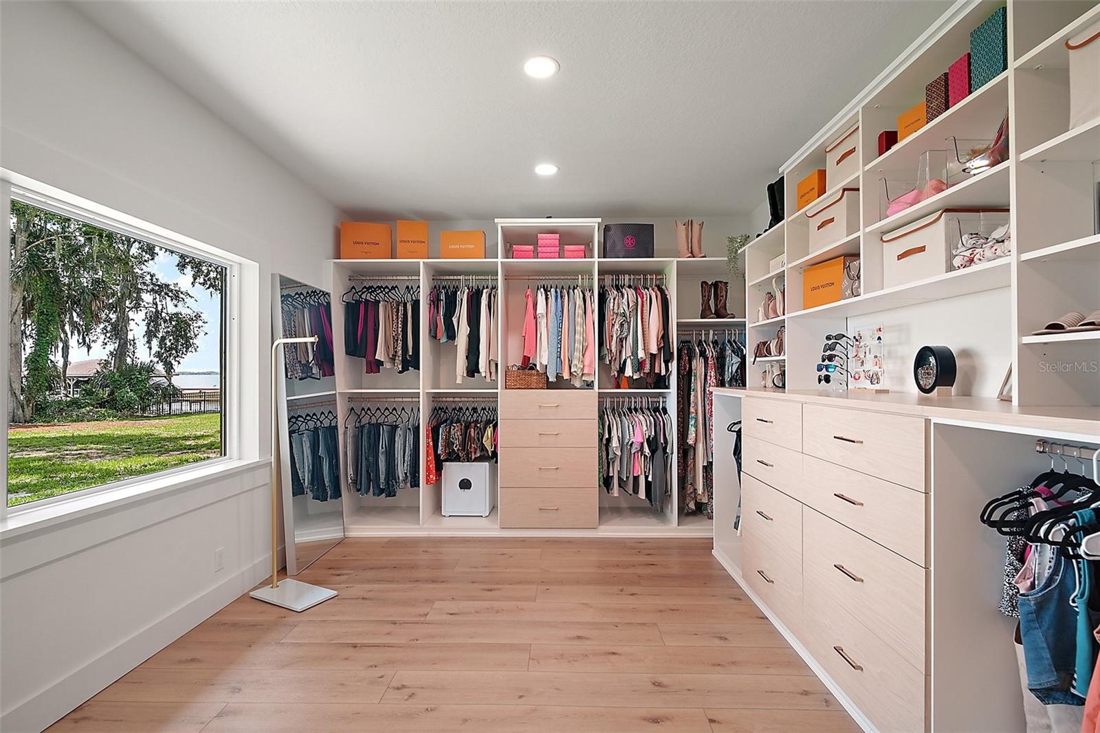 Image 24 of 62 For 3020 Indian Trail