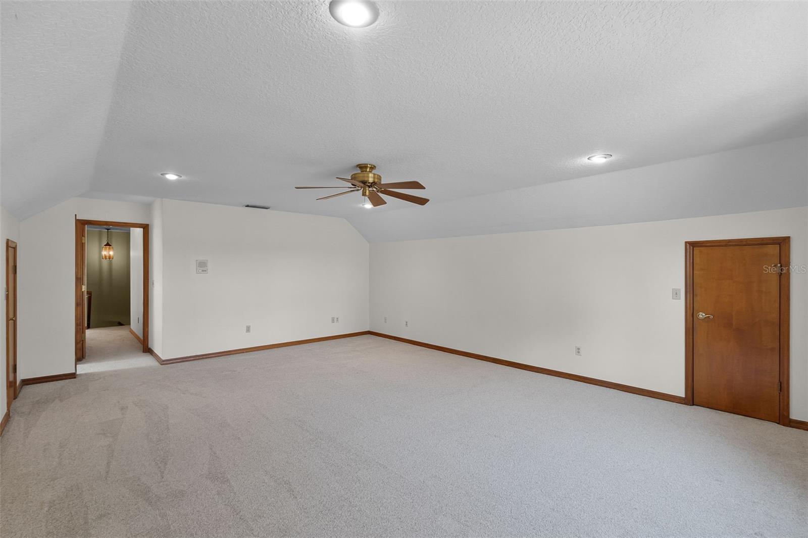 Image 26 of 35 For 9107 Dollanger Court