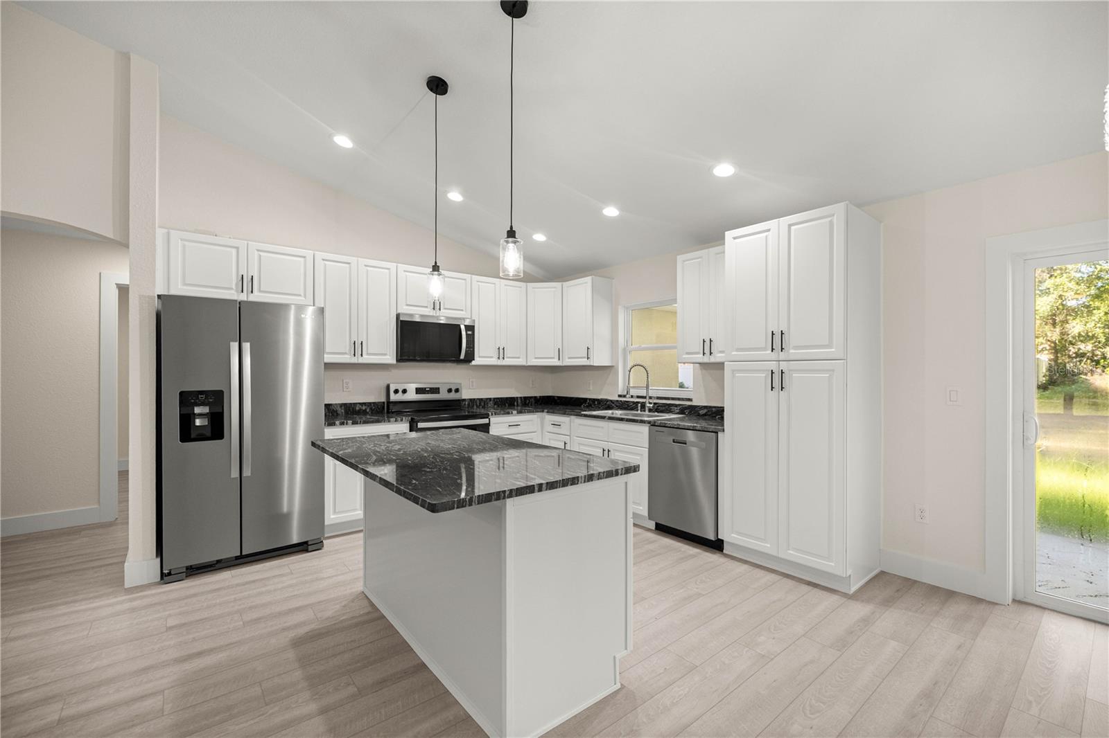 Image 10 of 33 For 6962 124th Street