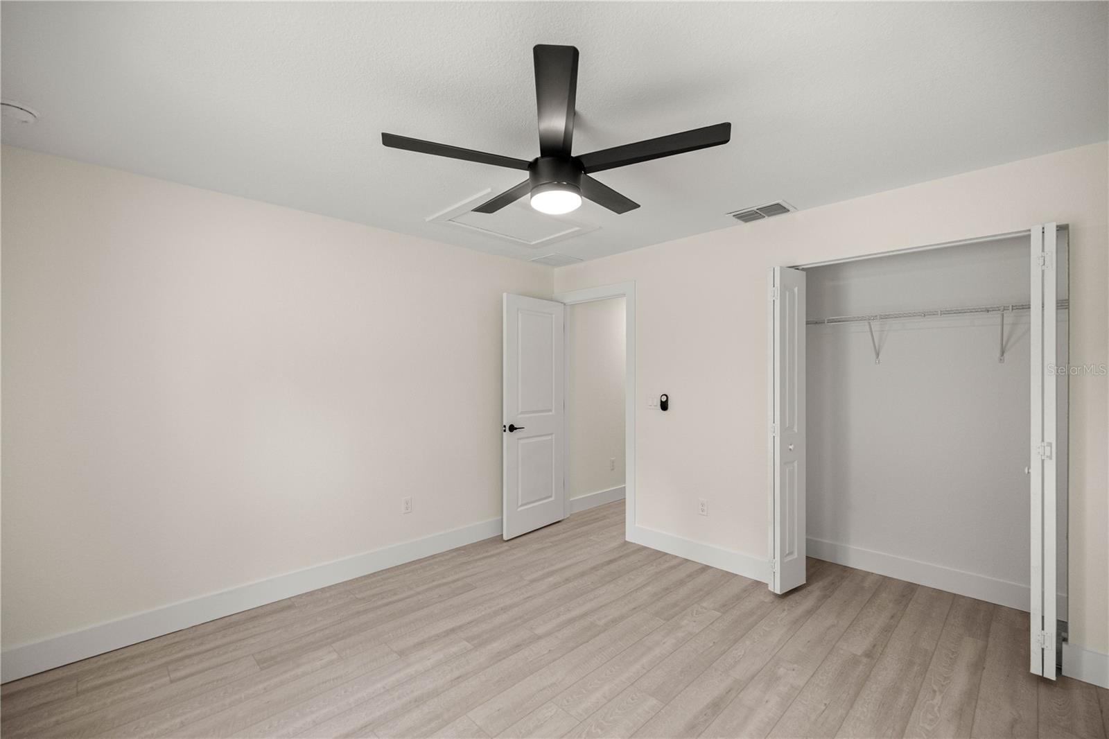 Image 28 of 33 For 6962 124th Street