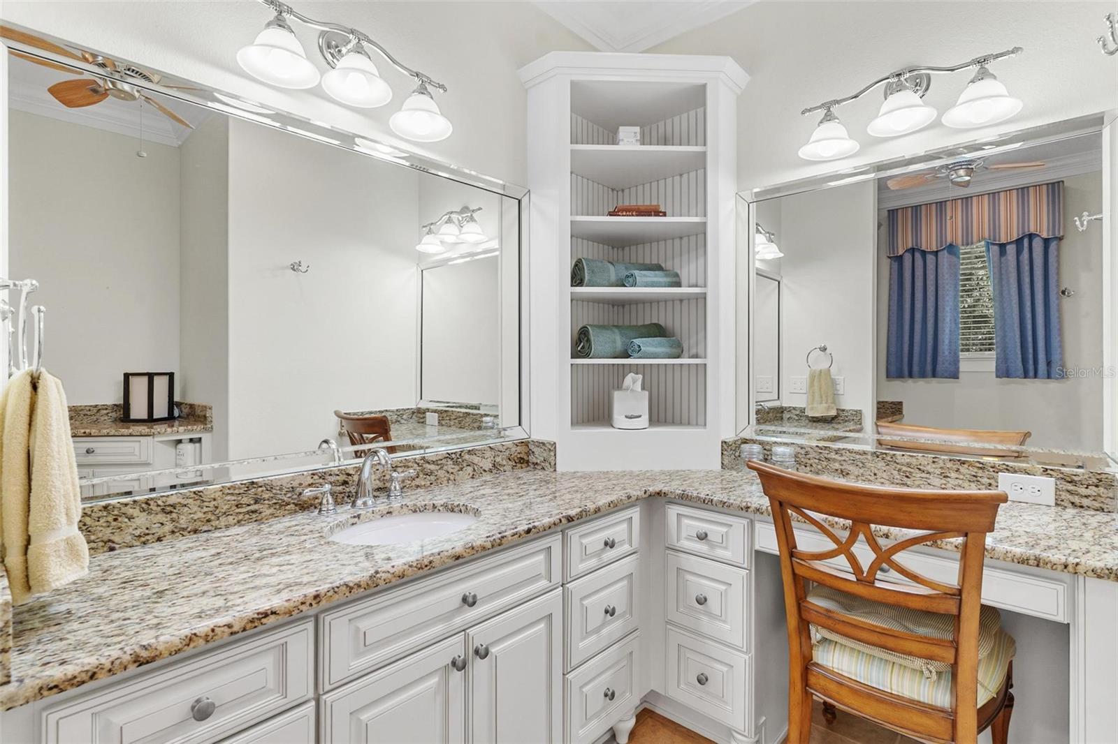 Listing photo id 25 for 10615 104th Circle