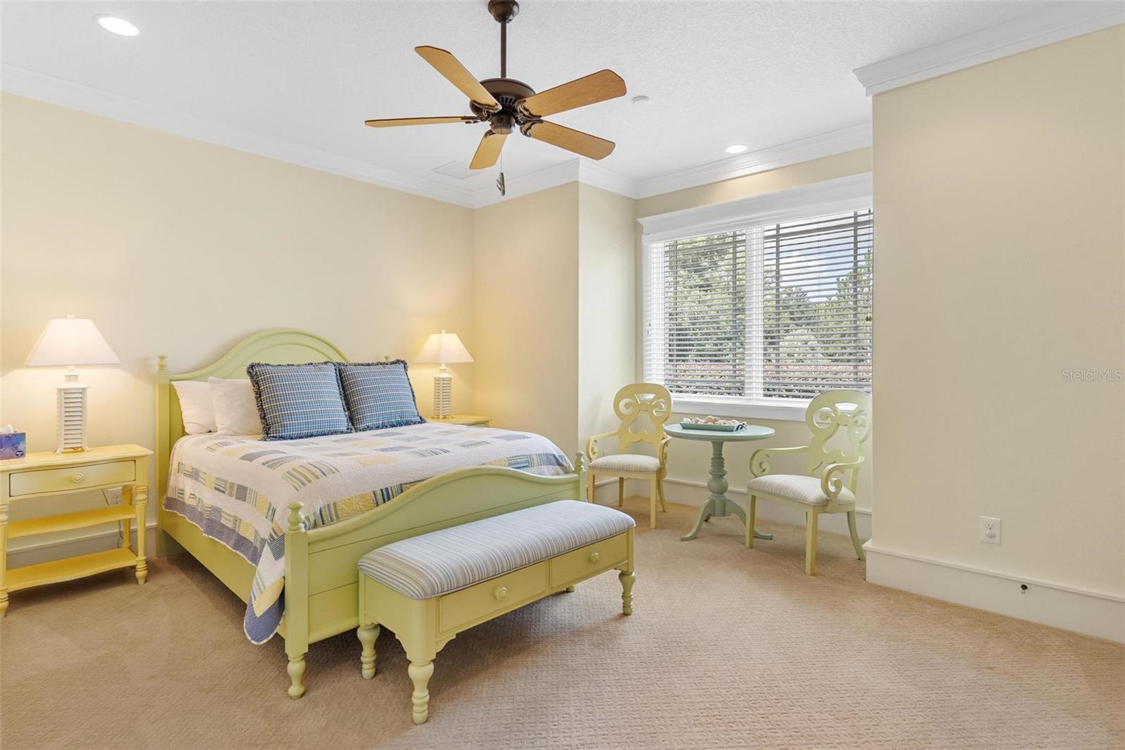 Listing photo id 28 for 10615 104th Circle