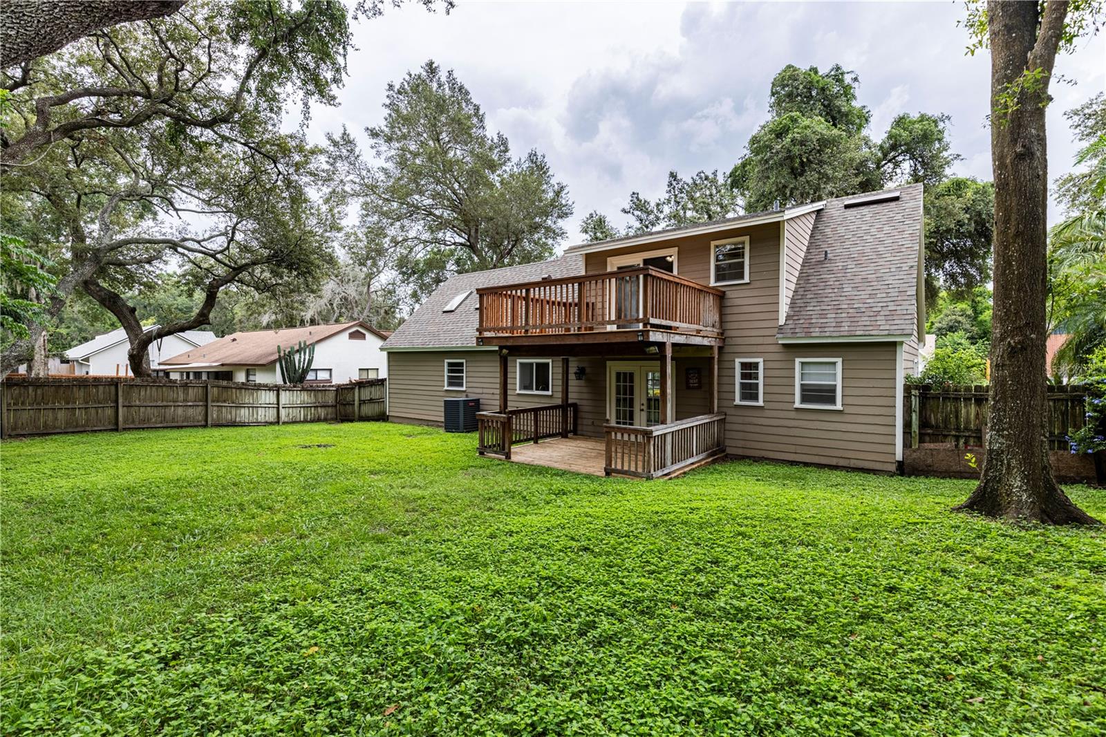 Image 27 of 39 For 411 Cobble Court