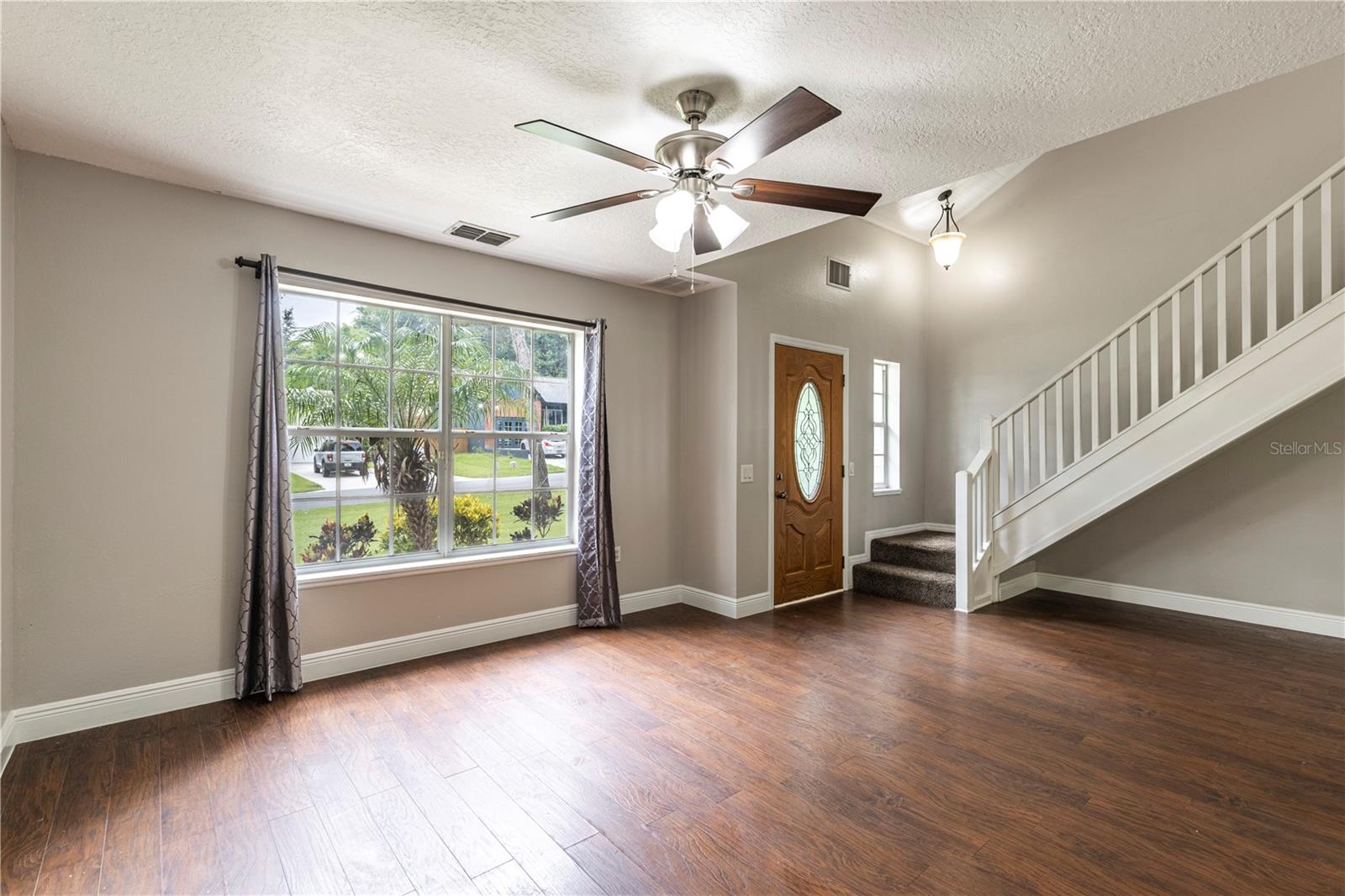 Image 5 of 39 For 411 Cobble Court